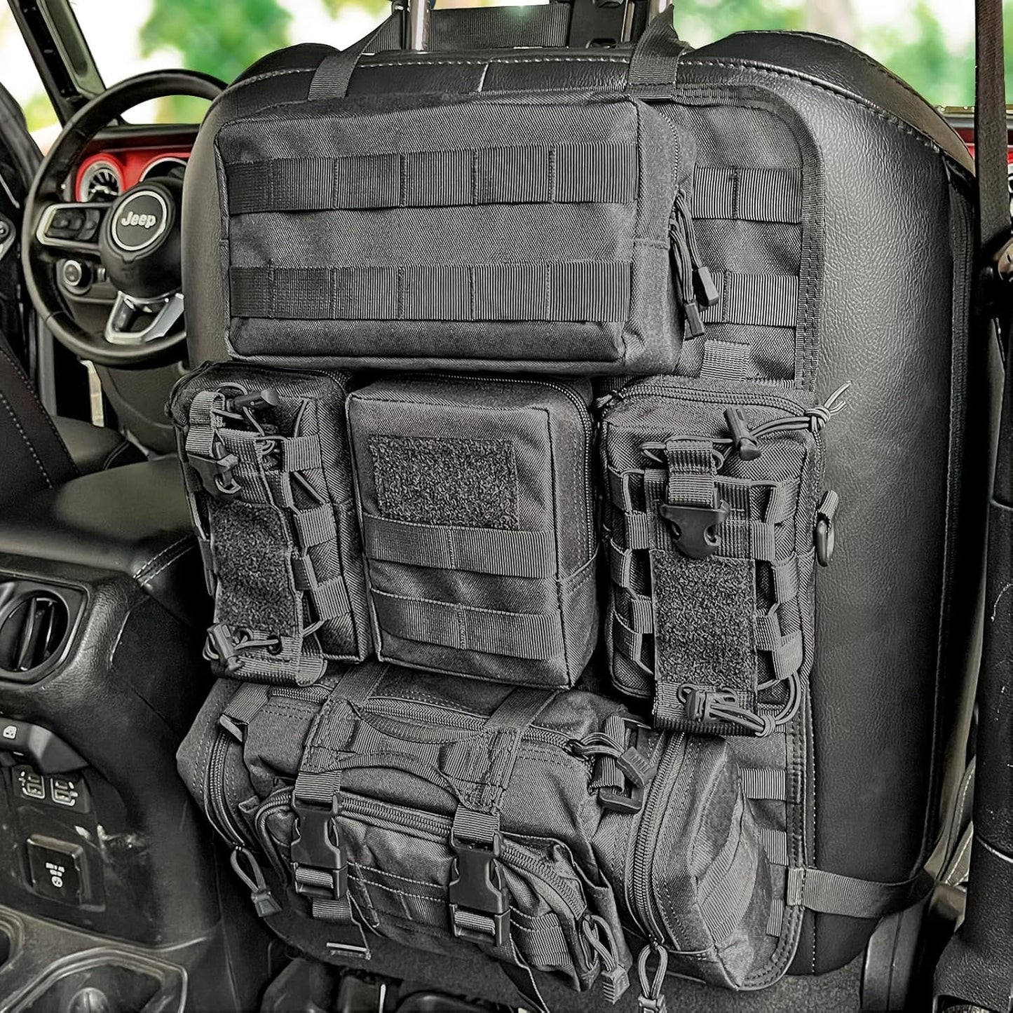 タクティカルカーシートバックオーガナイザー、ユニバーサルカーシートバックカバー、5 つの Molle ポーチ付き、すべての車両に適合 (調節可能なウォーターカップバッグ 2 つ)